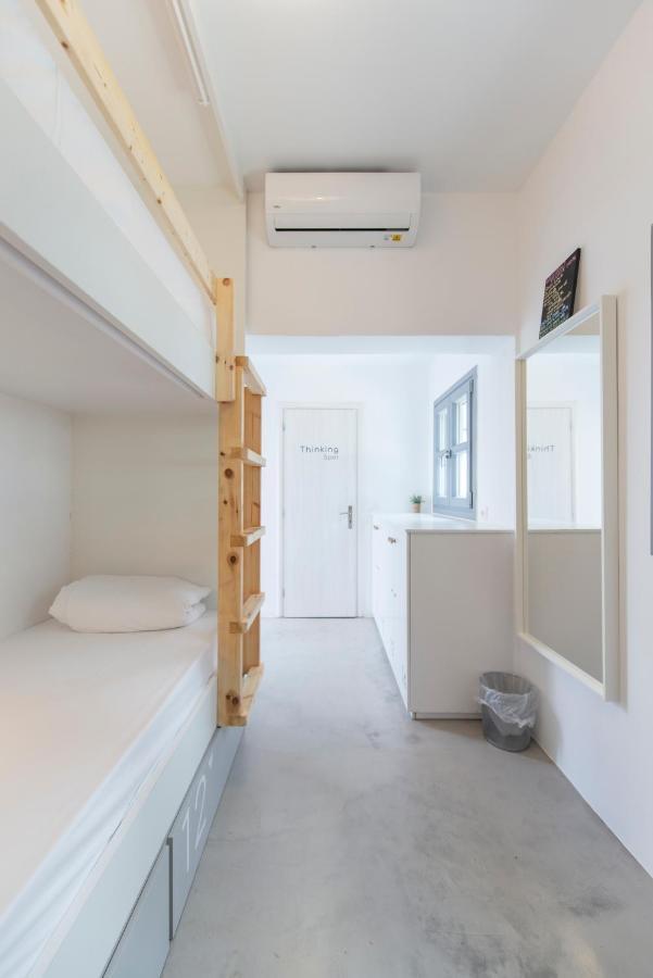 Bedspot * Fira (Santorini)