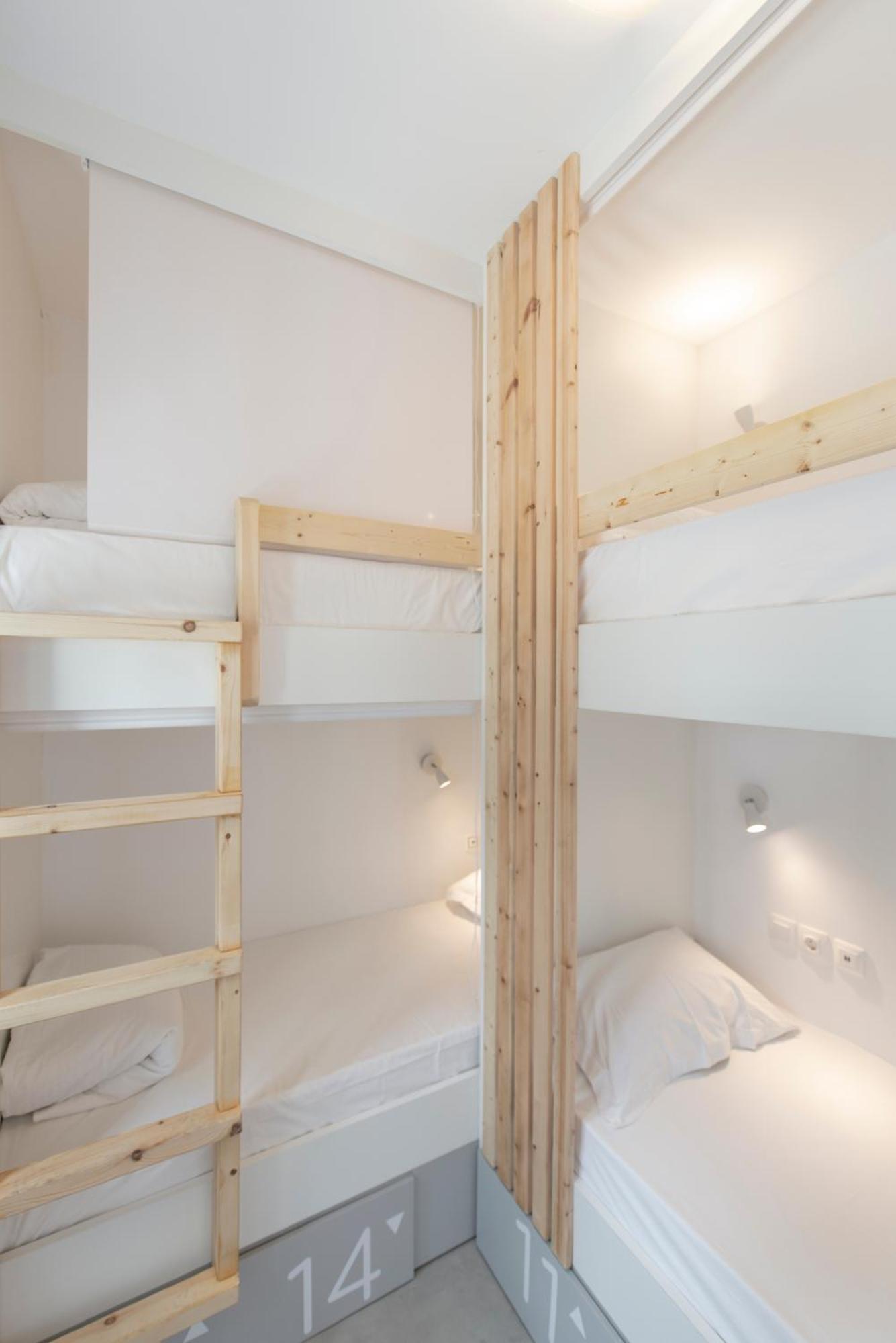 Bedspot Fira (Santorini)