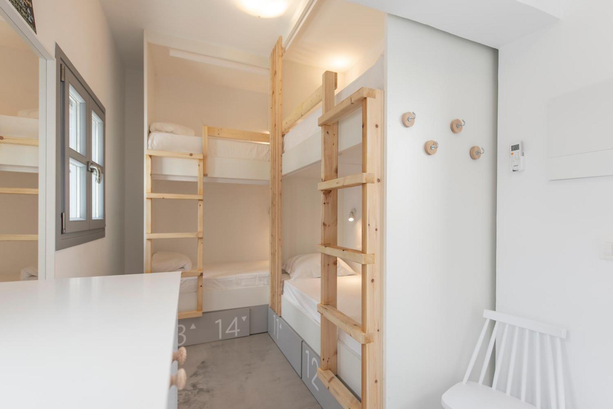 Bedspot סנטוריני