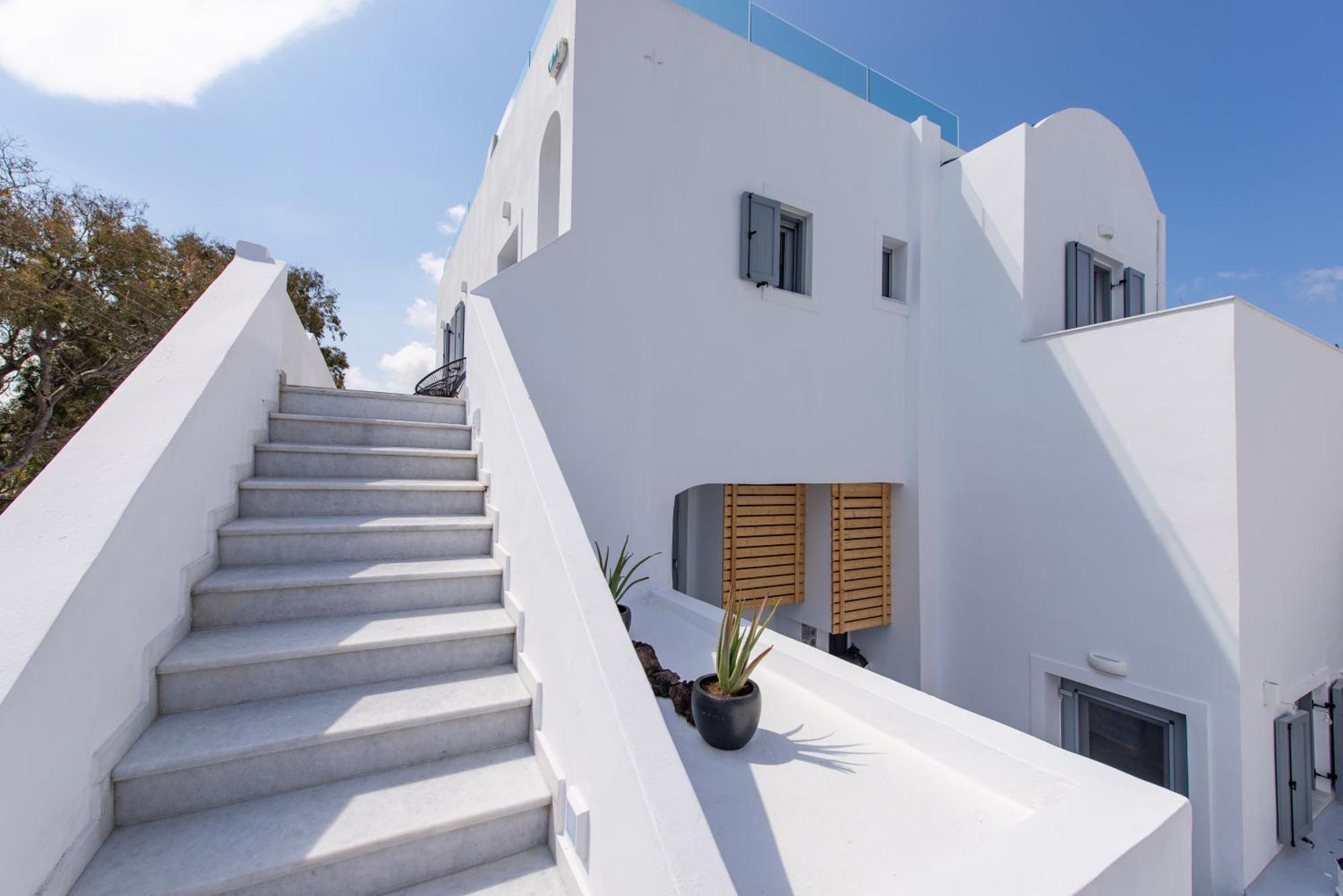 Bedspot Fira (Santorini)